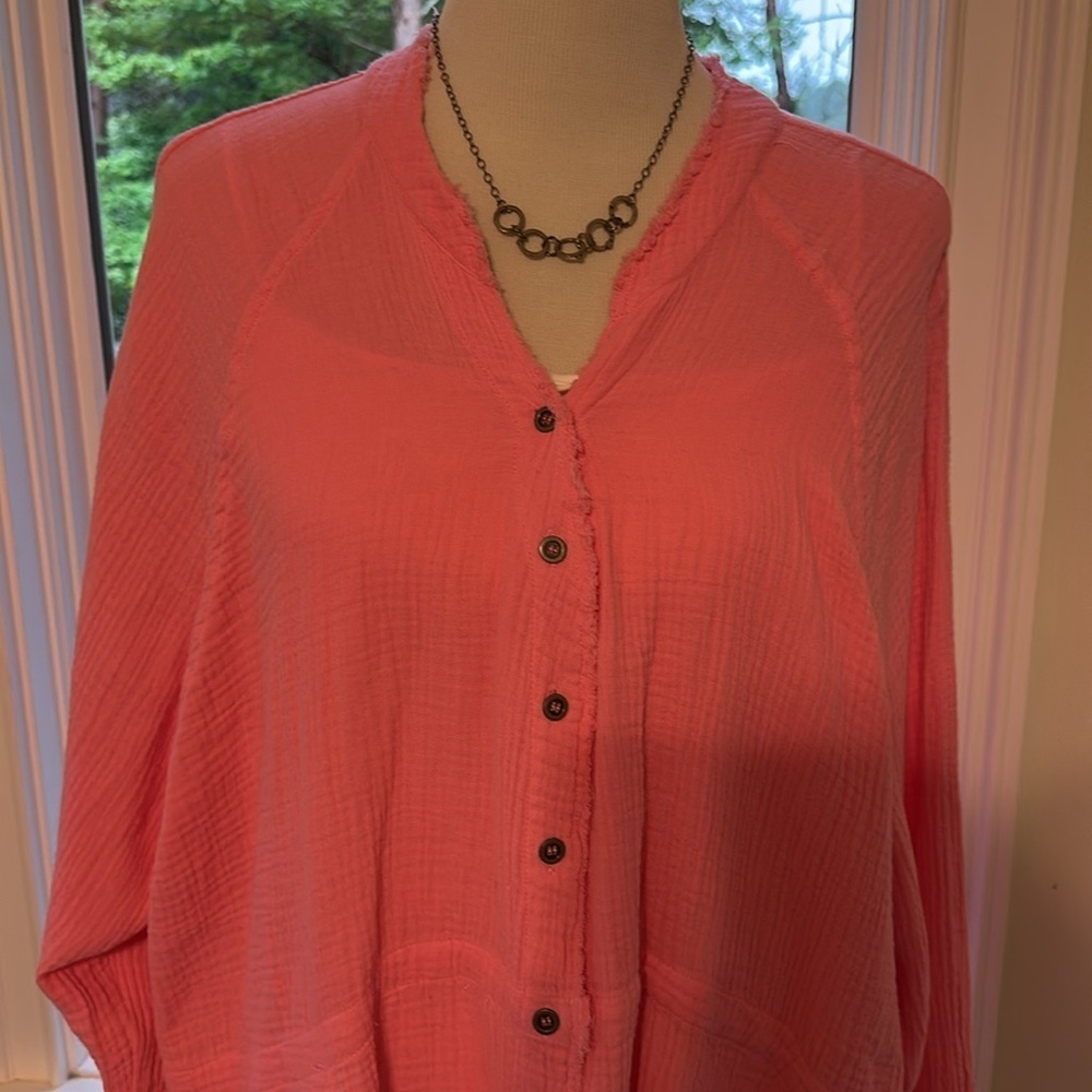 Spencer-Ella Ponk Gauze Button Down Blouse/Cover-ip, Medium, Like New - Picture 2 of 8